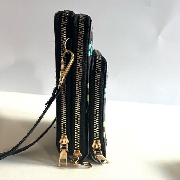 BETTY BOOP Kiss Lips Faux Leather Clutch Crossbody Bag | Colorful - Picture 2 of 9